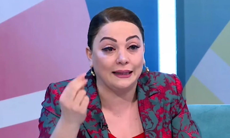 Azərbaycanlı xanım sənətçini döyüb videosunu çəkdilər — Görün oğlu nə etdi - VİDEO