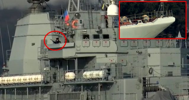 İstanbul boğazından keçən rus gəmisində diqqət çəkən fakt - Foto