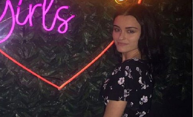 Cani ata 20 yaşlı qızını 8 bıçaq zərbəsi ilə QƏTLƏ YETİRDİ