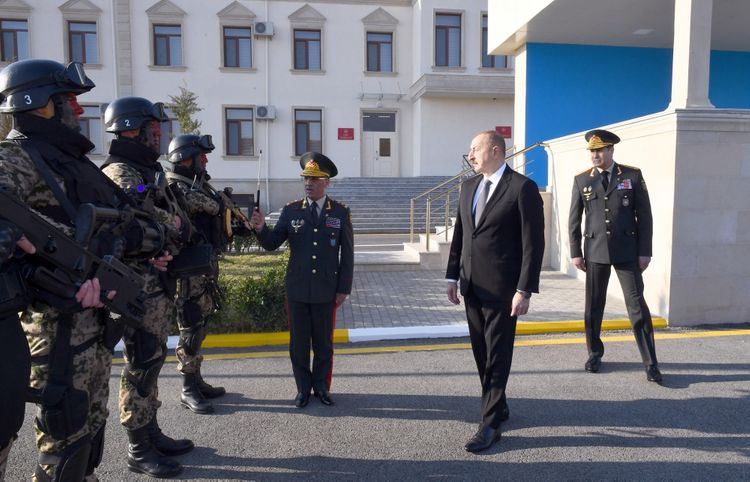 Prezident  hərbi hissəsinin açılışında iştirak edib