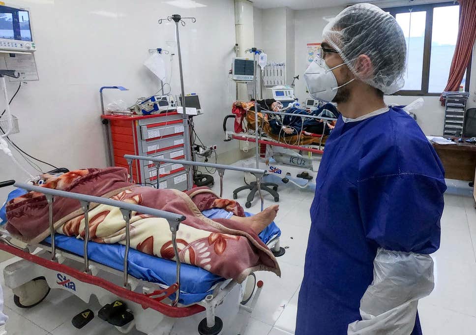 İrandan qorxunc xəbər rəsmən təsdiqləndi: Koronovirus bütün ölkəni bürüdü (18+ VİDEO)