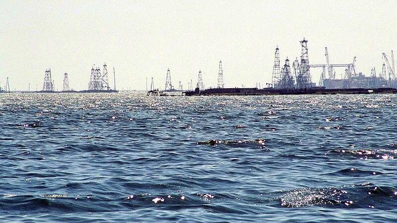 İran gəmilərinin limanlara girişinə məhdudiyyət qoyuldu