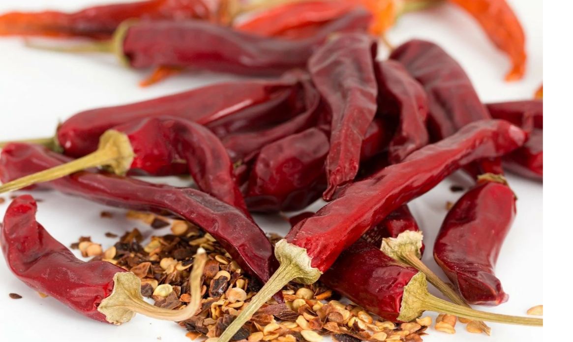 Nəyə görə kişilər acı qırmızı bibər yeməlidir – 5 FAYDASI