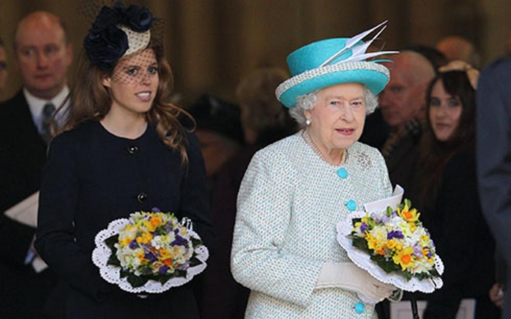 Kraliçanın nəvəsinin toyu da təxirə düşdü - Koronavirusa görə