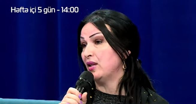 İnternetdə tanış olub evləndiyi qız başlarına oyun açdı +VİDEO