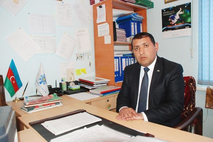 Azərbaycanda dekan müavininə cinayət işi açılıb