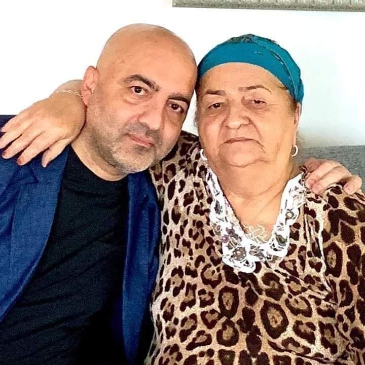 Mansimovun anasından açıqlama:Mübarizimi yıxa bilməyəcəklər +VİDEO