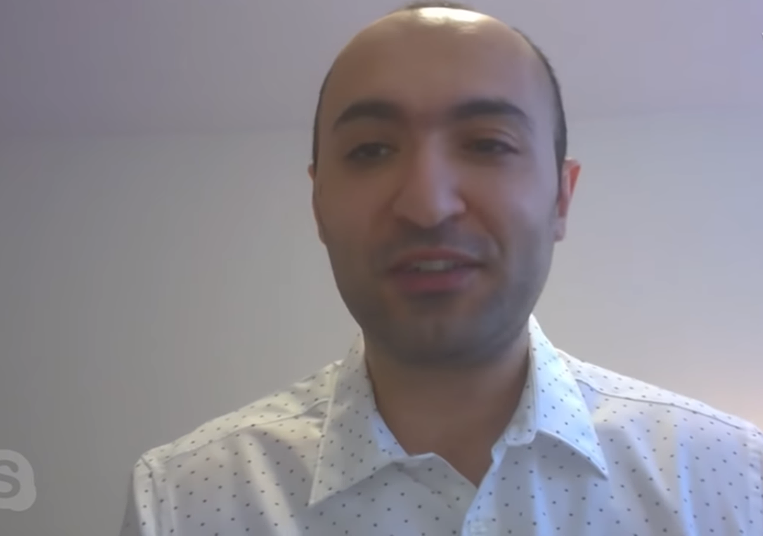 Koronovirusa yoluxan azərbaycanlıdan şok müsahibə: Dad və iybilmə qabiliyyətim itib +VİDEO