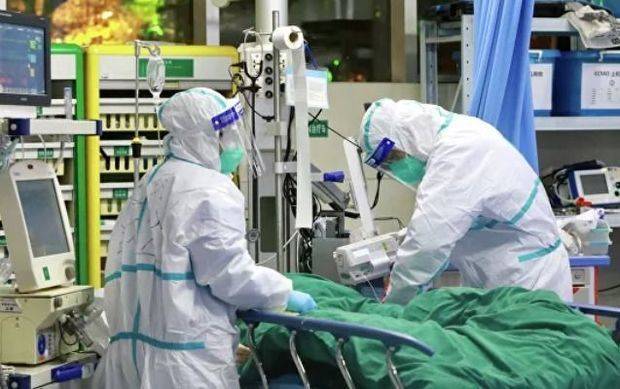 Azərbaycanlı jurnalist və 15 yaşlı qızı koronavirusa yoluxdu