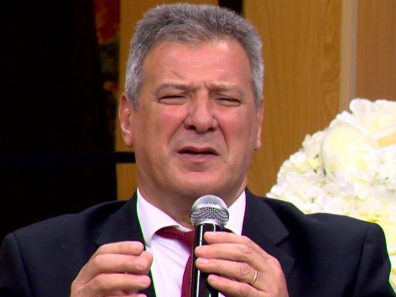 Əməkdar artist evdar kişilərə ŞEİR DEDİ - Yaşmaqlı kişilər, nətərsiniz? - VİDEO