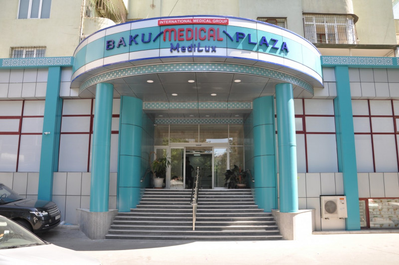 Bakıda 24 yaşlı qız plastik əməliyyat zamanı öldü