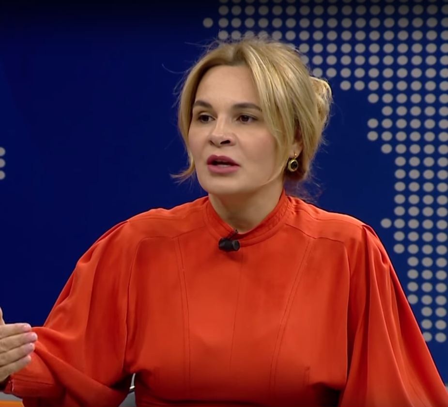 Sensasion olay: Baş nazir prezidentin xanımını həbs etdirdi