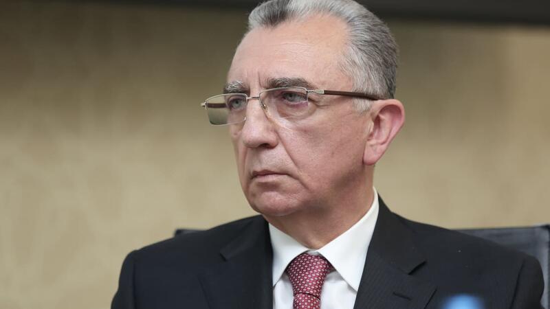 Trilyonlar itirilib, belə oyun olar? - Eldar Əzizov