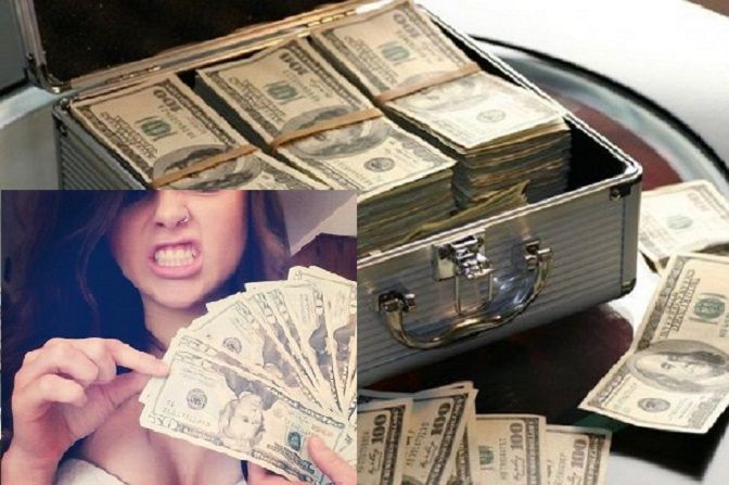 Yolda 1 milyon dollar tapan xanım görün nə etdi - ŞOK ADDIM / FOTOLAR