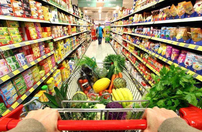 Market və ticarət obyektləri bu saata qədər işləyə bilər — RƏSMİ