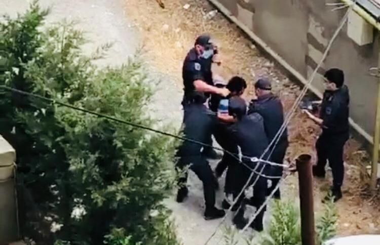 Bakıda karantini pozan şəxs polisə bıçaqla hücum  etdi  - FOTOLAR