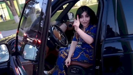 Afətin “Gelandewagen“ini soydular