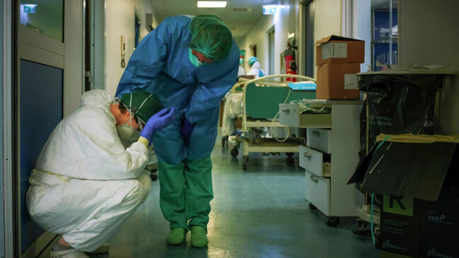 Bakıda tibb işçisi koronavirusdan vəfat etdi - FOTO