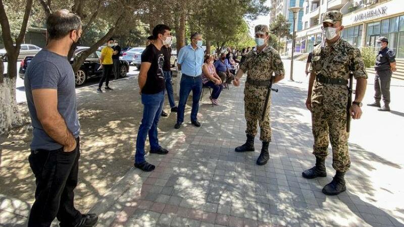 Sumqayıtda karantin qaydalarını pozanlar həbs edildi - FOTO