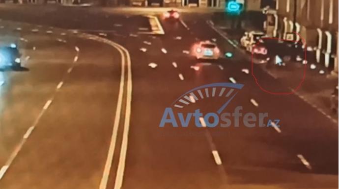 Bakıda iki taksi “yarışdı”: \\\"Azneft\\\"dəki otelə belə girdilər