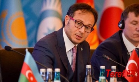 Milli Məclisin deputatı karantin qaydalarını pozdu – ONU BU FOTOLAR ƏLƏ VERDİ…