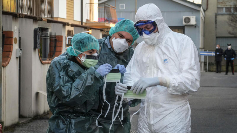 Bakıda bu klinikanın 21 həkimi koronavirusa YOLUXDU