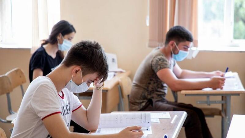 İmtahanların gecikməsi nəticələrə necə təsir göstərəcək? - Ekspertlər AÇIQLADI