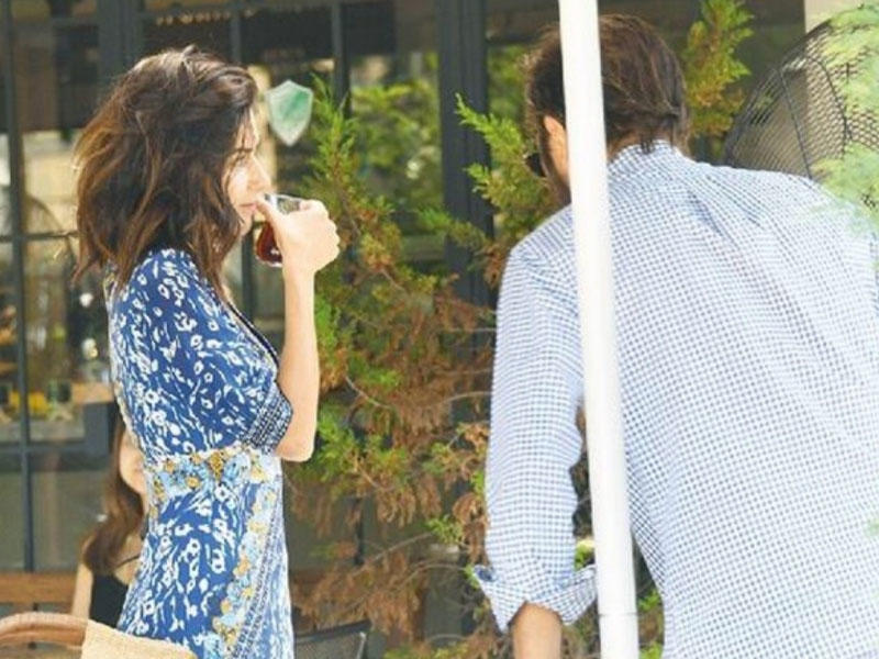 \\\"Xahiş edirəm, yalan yazmayın, ailə dostumdur\\\" - FOTO