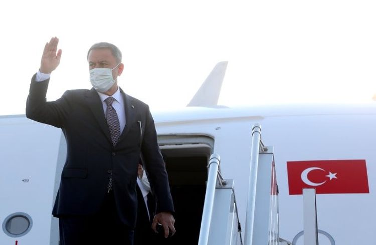 Hulusi Akar Azərbaycandadır