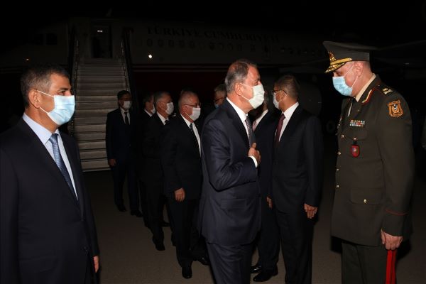 Tarixi gün yaşanır: Türkiyəli generallar Azərbaycandadır  -  VİDEO