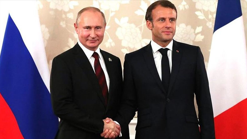Putin Makrona: “Belarusun işlərinə qarışmaq yolverilməzdir”