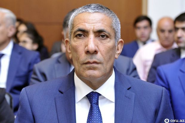 YAP karantin qaydalarını pozan Siyavuş Novruzova töhmət verdi