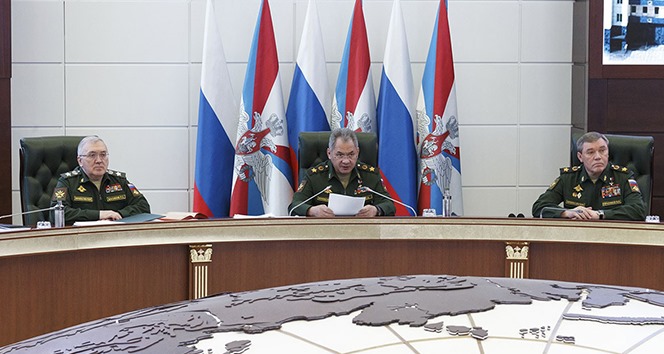 Rus ordusu Şərq Hərbi Dairəsinə toplanır - Generaldan kritik açıqlama