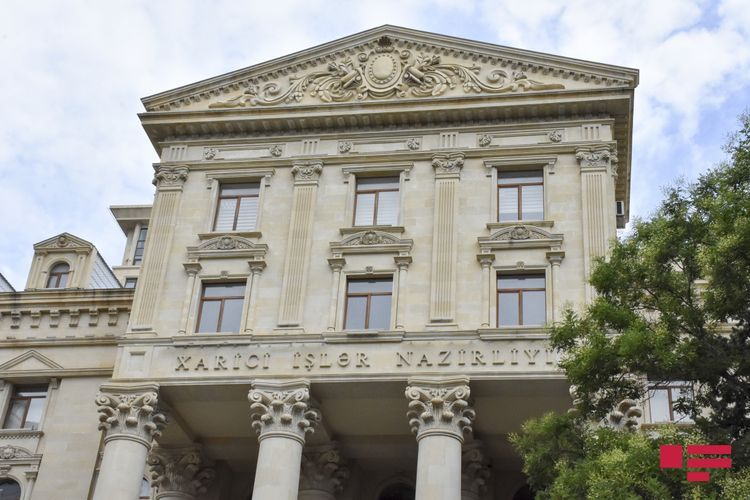 Düşmən qüvvələri mülki şəxsləri və obyektləri hədəfə alır - XİN