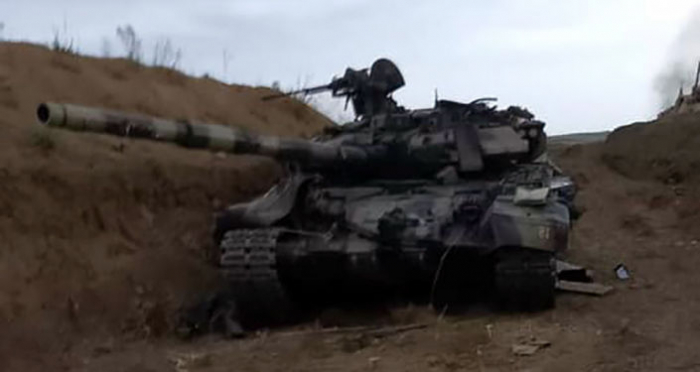 Erməni artilleriyaları öz tanklarını vurdu