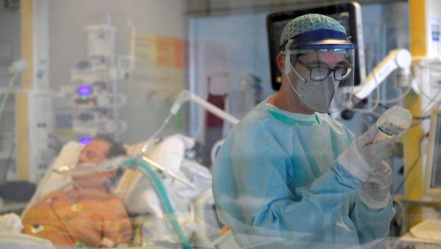 Dünyada koronavirusa bir günlük rekord yoluxma aşkarlandı