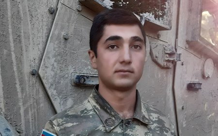 Bu əsgər silahdaşları ilə birgə düşmənin 7 tankını məhv edib - Foto