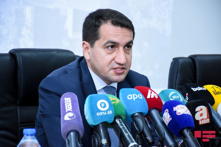 Hikmət Hacıyev: \\\"Ermənistan bütün vasitələrlə münaqişənin coğrafi əhatəsini genişləndirməyə çalışır\\\"