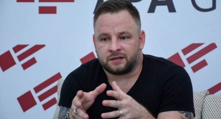 Rus aktyor: “Rusiya TV-ləri erməniləri müdafiə edən yalanlar danışır” – MÜSAHİBƏ