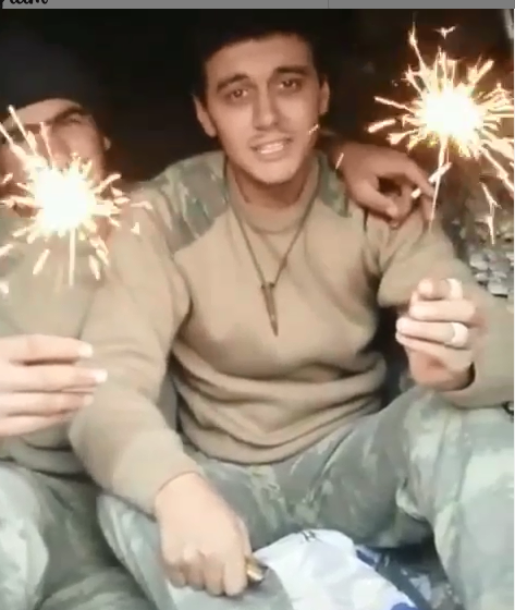 İgid əsgərimiz 22 yaşını SƏNGƏRDƏ QEYD ETDİ - VİDEO