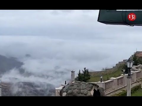 Əsgərlərimiz ermənilərin Şuşada tikdirdiyi villada dincəlir - VİDEO