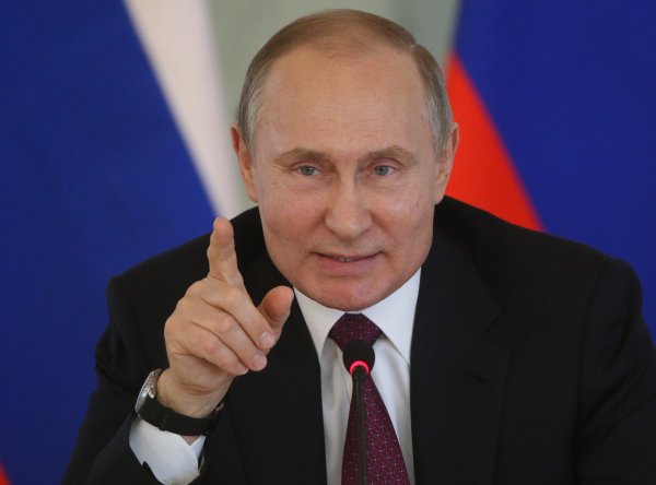 Putin Ermənistana xəbərdarlıq etdi: \\\"Saziş pozulsa, müharibə olacaq\\\"