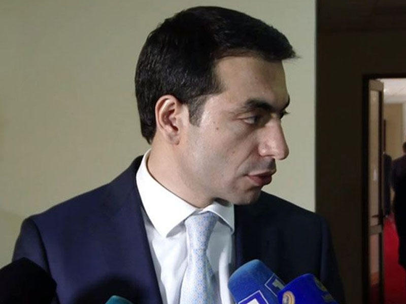 Makar Qambaryan da istefa verdi