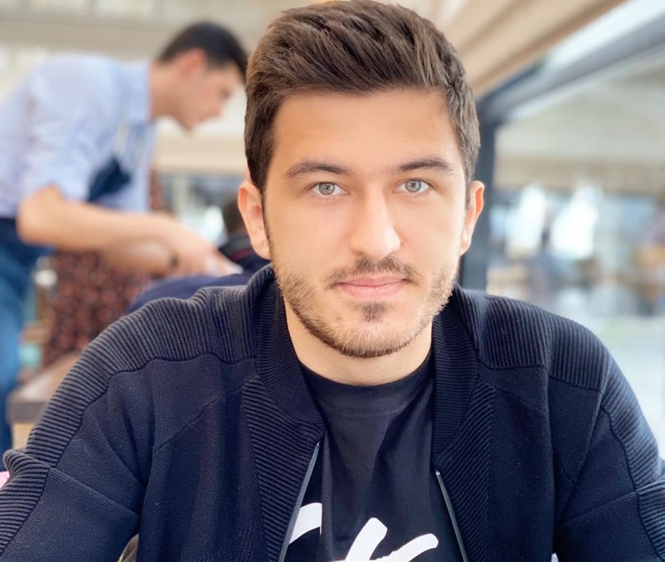 Müharibə vaxtı Kim Kardashiana zərbə vuran azərbaycanlı kimdir?