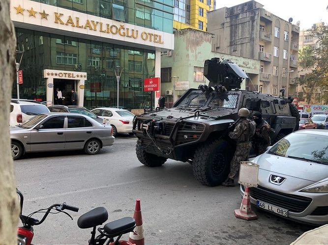 SON DƏQİQƏ! Türkiyədə atışma:yaralılar var