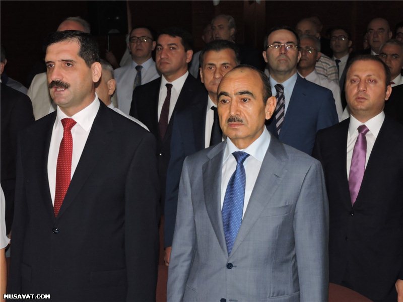 ŞOK! Əli Həsənovla şübhəli işbirliyində olan səfir niyə yola salındı?
