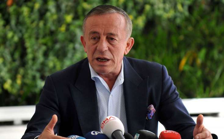 ŞOK İDDİA: Özəl təyyarəsi ilə xaricə dollar daşımaq istədi: Qarşısını F-16 kəsdi