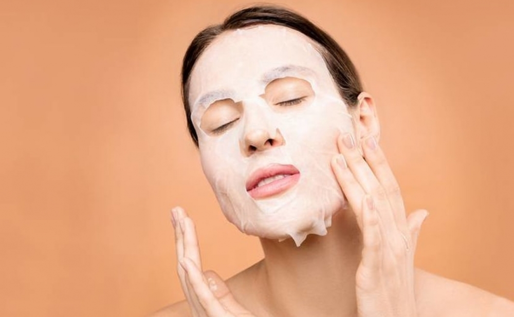 Üzdəki qırışlardan bu maska ilə qurtulun