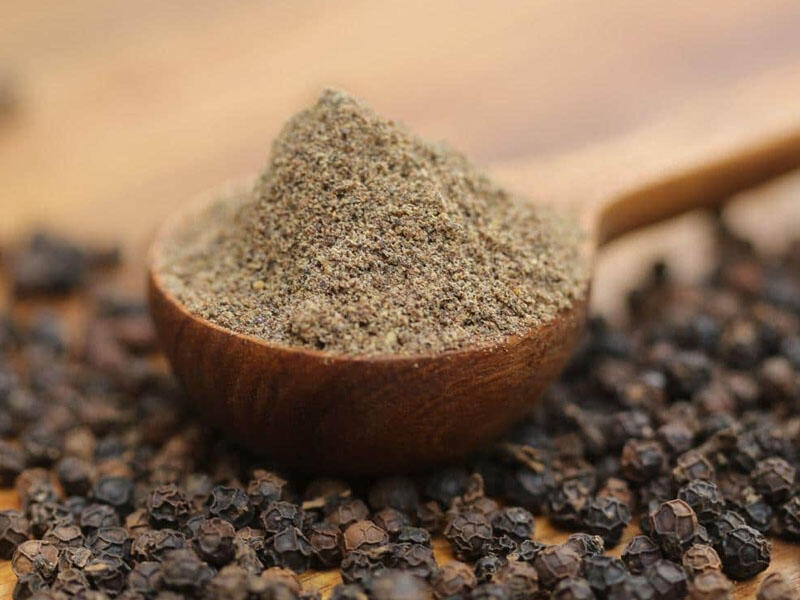 Qara istiot nə ilə faydalıdır?