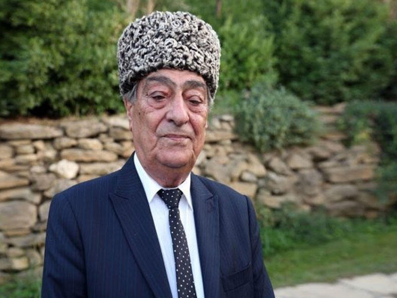 “Efirlərdə nə həkim, nə də dərman reklam olunmalıdır, bu biabırçı haldır...”